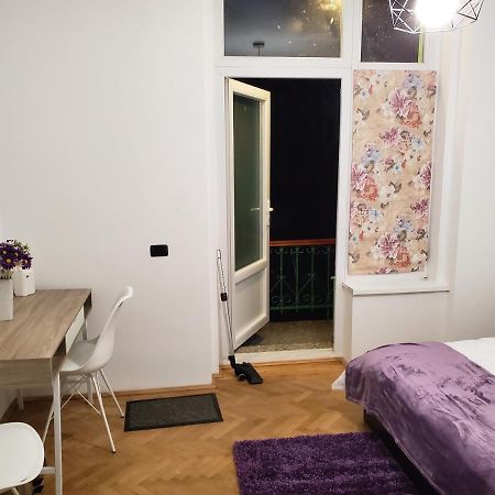 Basarab 2 Apartment Brasov Bagian luar foto