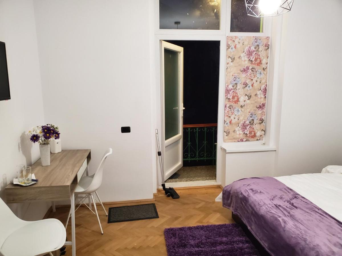 Basarab 2 Apartment Brasov Bagian luar foto
